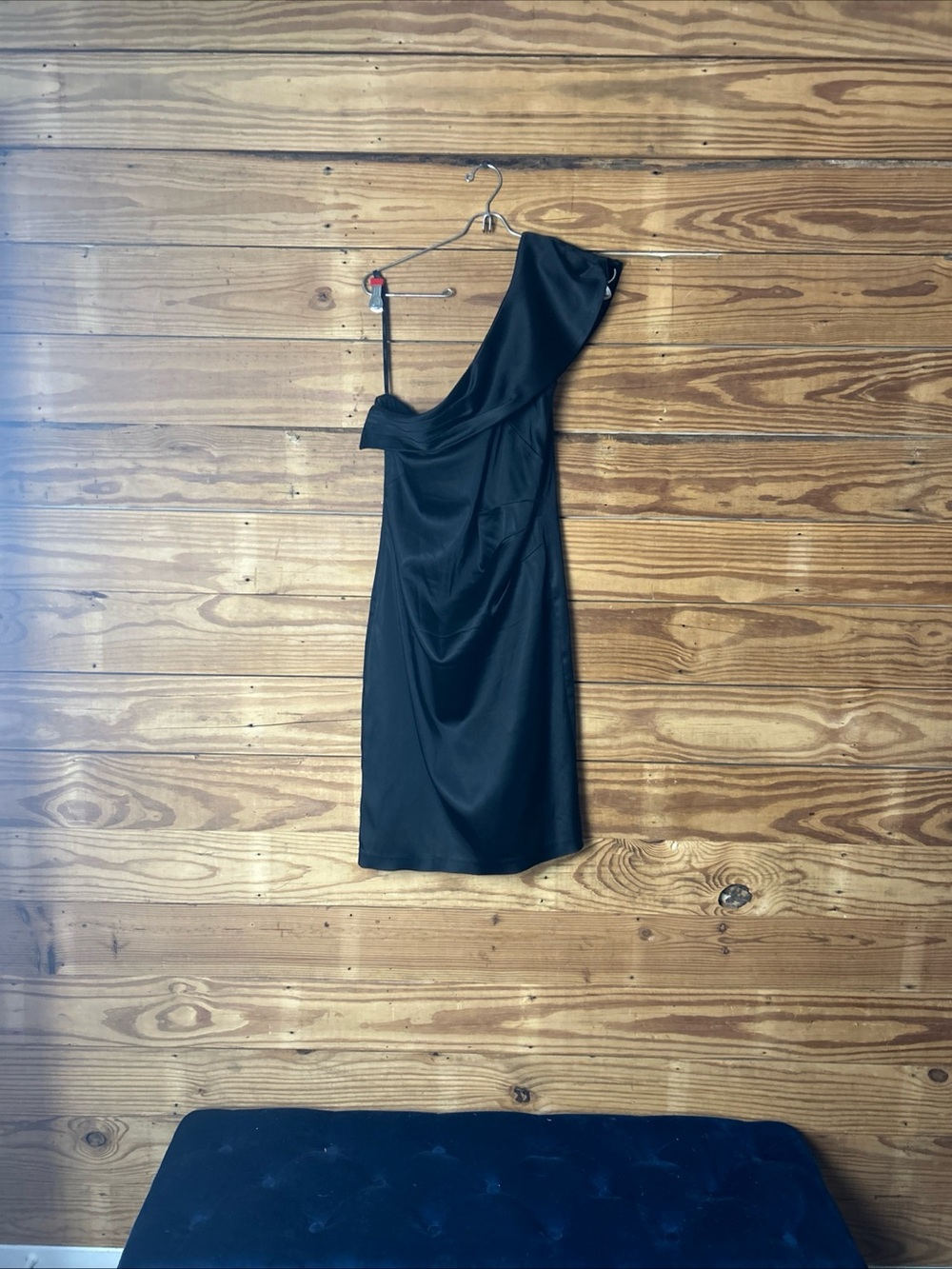 Cachet One-Shoulder Black Cocktail Dress